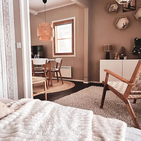 Talviranta - Lakefront - Ruka-pyhae 2x Skilift Passes Included - Free Skibus Doorstep Daire Ruka