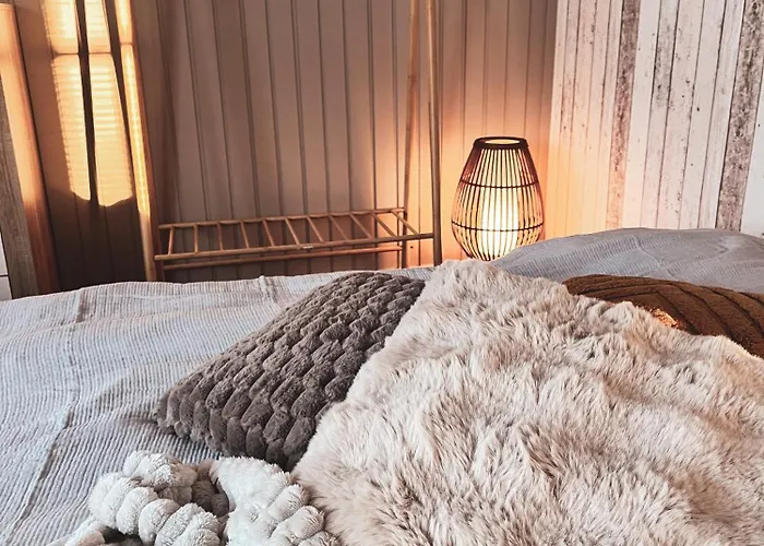 Talviranta - Lakefront - Ruka-pyhae 2x Skilift Passes Included - Free Skibus Doorstep