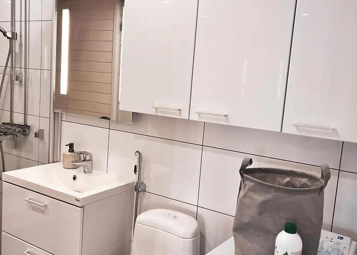 Talviranta - Lakefront - Ruka-pyhae 2x Skilift Passes Included - Free Skibus Doorstep Rukatunturi