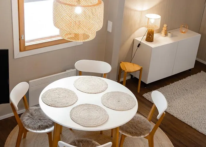 Talviranta - Lakefront - Ruka-pyhae 2x Skilift Passes Included - Free Skibus Doorstep *